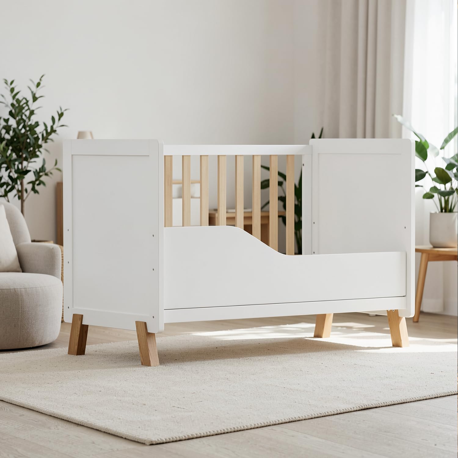 Lit pour bébé en bois 3-en-1, berceau, lit convertible avec barrière de dentition, base ajustable à 3 positions, garde-corps court et matelas inclus, pour bébés de 0 à 5 ans, conforme à la norme EN716