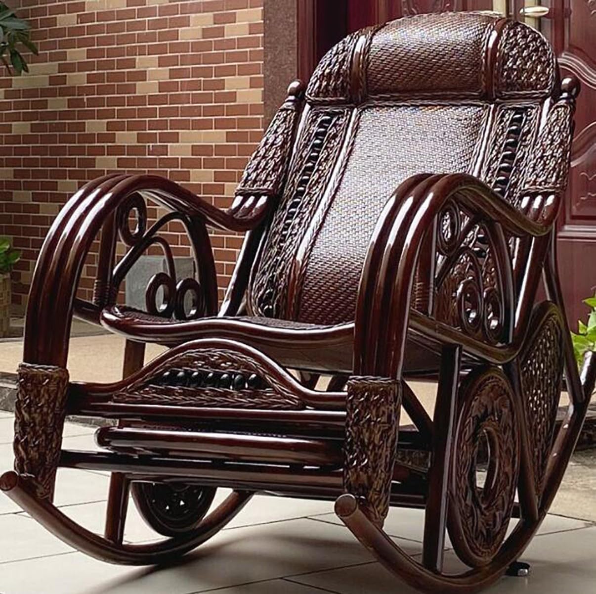Mecedora moderna de ratán de estilo chino para balcón y patio al aire libre, cómoda y elegante muebles para el hogar para relajarse