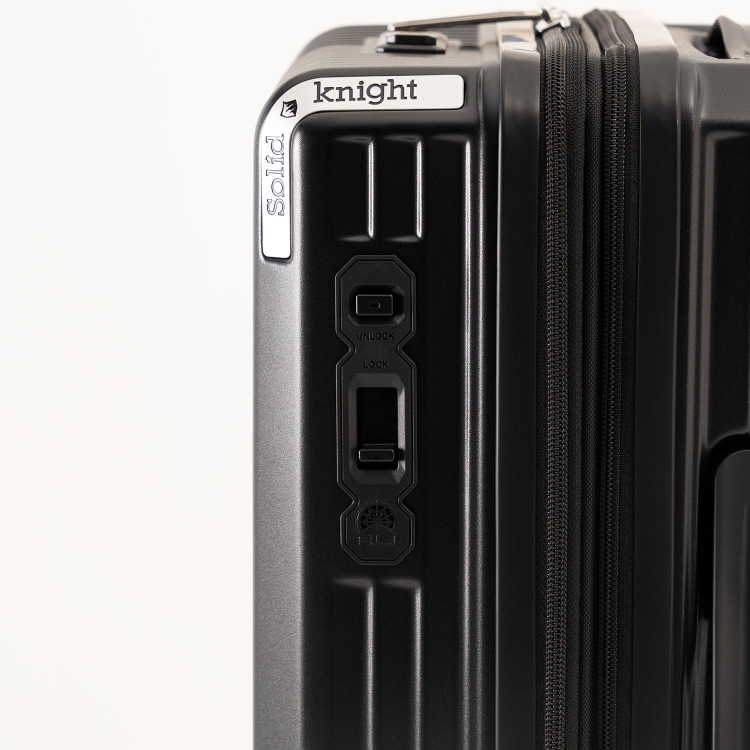 アジア・ラゲージ] キャリーケース Solid Knight 10年保証 | スーツ