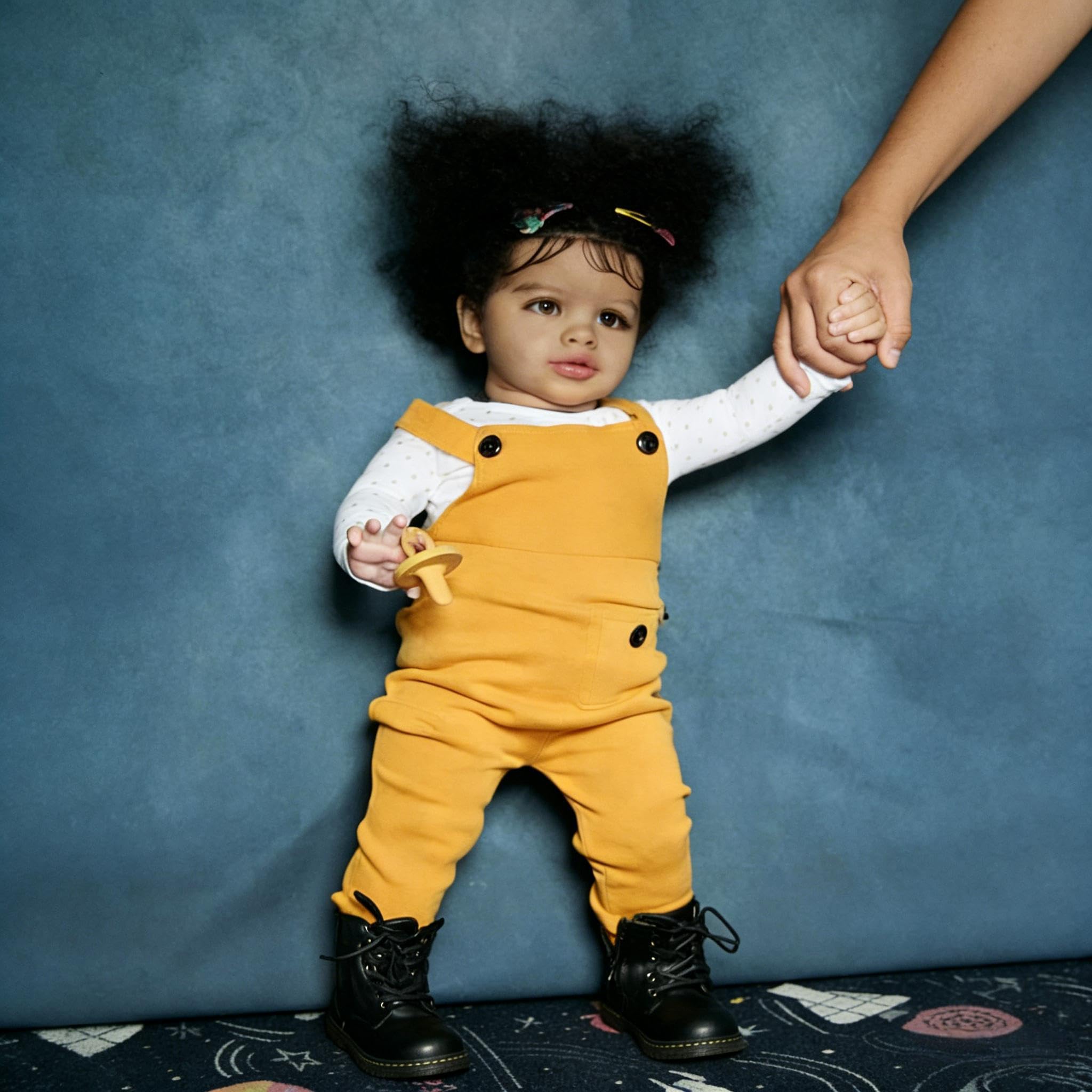 RXDOLL Afroamerykanin Reborn Baby Dolls Dziewczyna 66 cm Duży Rozmiar Realistyczna Maluch Baby Doll Czarne Dziewczyny Miękka Tkanina Winylowa Body Prawdziwie wyglądające Reborn Maluch Lalki Zabawki