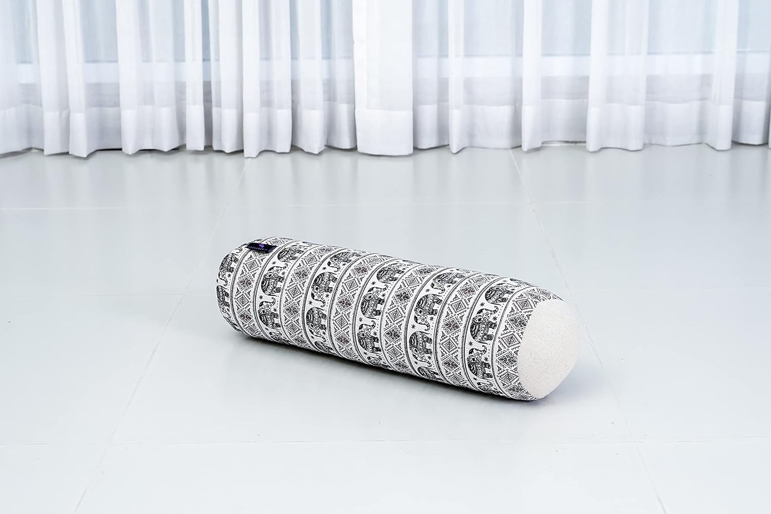 Leewadee Small Yoga Bolster – Shape-Retaining Cervical Neck Roll, Tube Pillow for Comfortable Reading, Kapok Filling, 22 x 6 x 6 inches