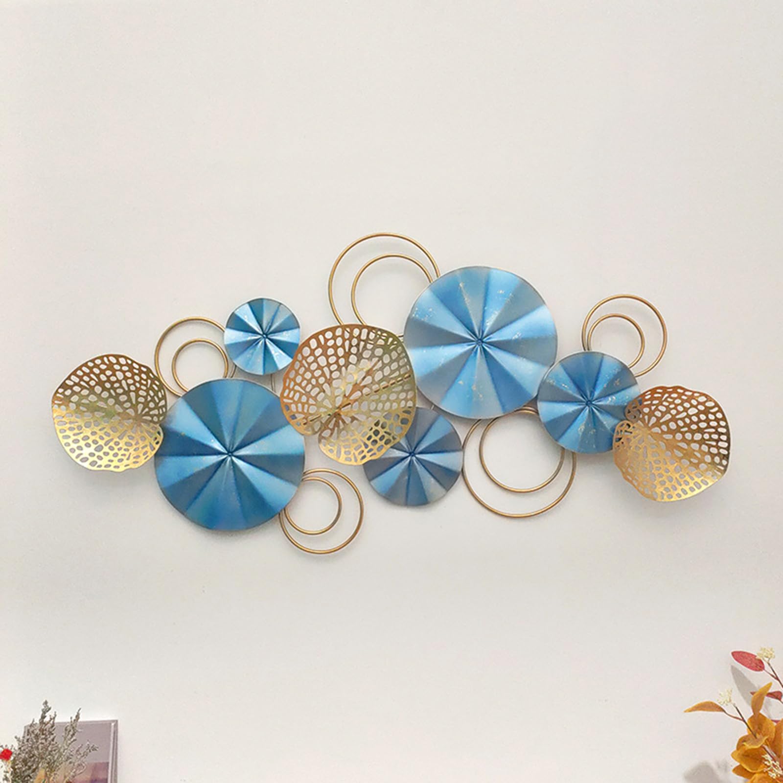Décoration murale en métal dorée 3D : l'art du relief chez vous