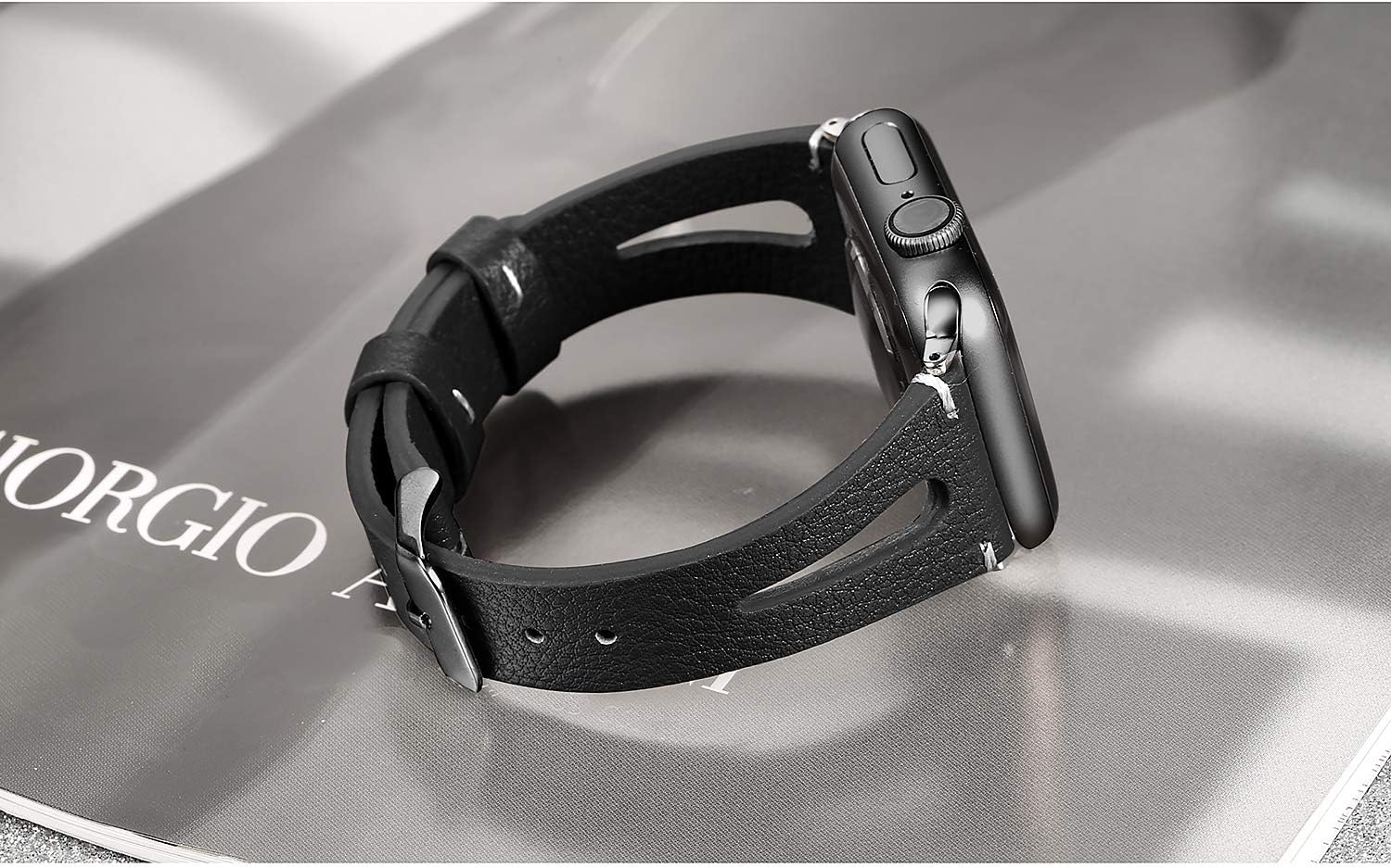 Secbolt, cinturino in pelle compatibile con Apple Watch, 38 mm, 40 mm, serie 4, 3, 2, 1, sottile, con foro traspirante, cinturino di ricambio per Iwatch Nike+ Edition, Black with Black Connector