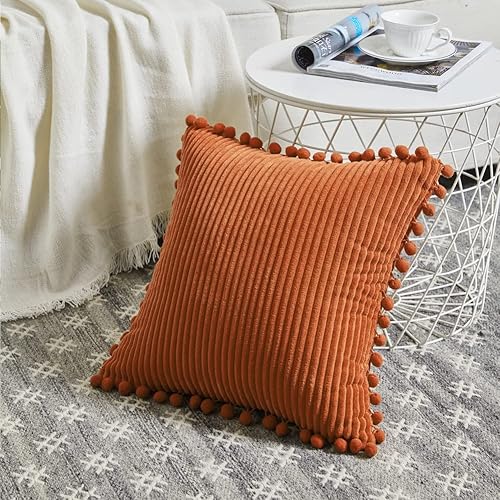 Fancy Homi Fundas de almohada decorativas de otoño de 16 x 16 pulgadas con pompones para sala de estar, sofá y dormitorio, funda de cojín cuadrada