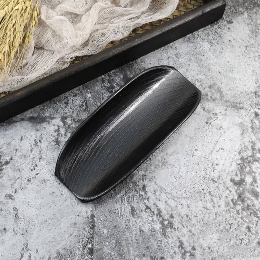 黒と赤のプラスチックおしぼりトレイ 42cm x 30cm ２１枚 Amazon｜10枚セットおしぼりトレイ おしぼり置き プラスチック製