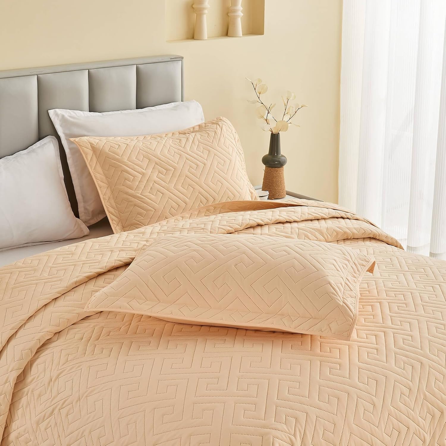 Oversized King Quilt Sets 128x120 for Extra Large/Tall California King/King Bed Quilted Lightweight Comforter 1 Quilt 2 Pillow Shams Sand - Image 4