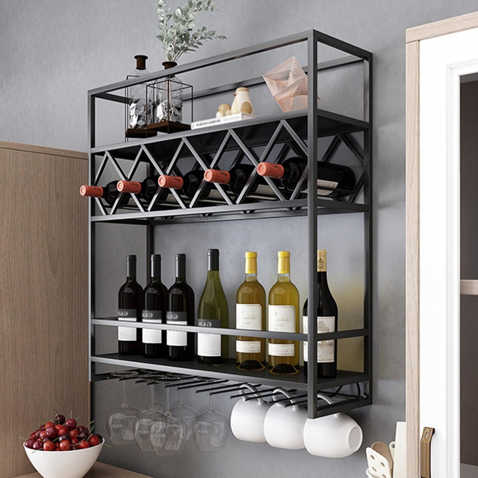 Casier à vin mural en métal haut de gamme et son étagère flottante pour verres à pied