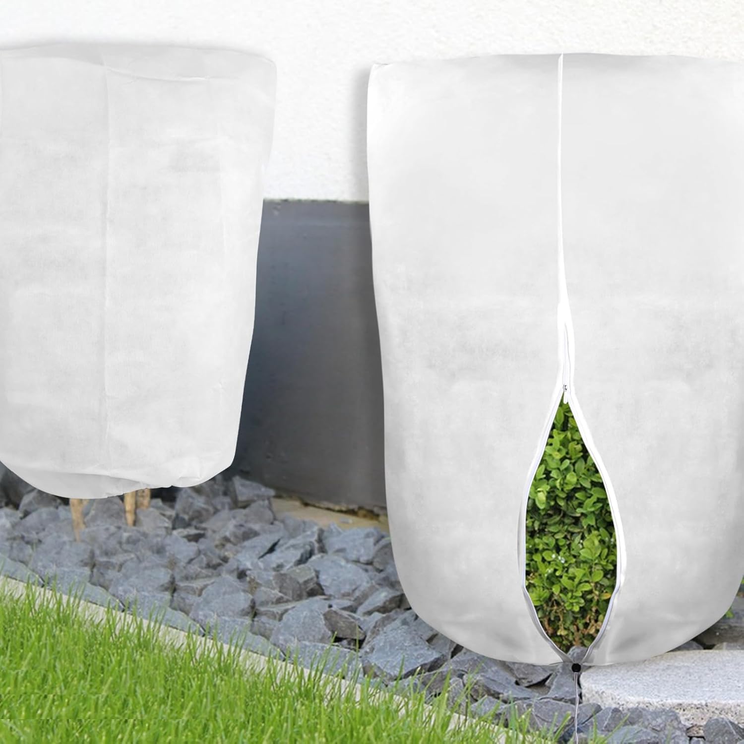 DMJJSD® Garden Fleece Bags for Plants large1.5M x 1.5M 80gsm Horticultural Fleece for Plants Winter Garden Fleece Frost Protection Jackets - Image 4