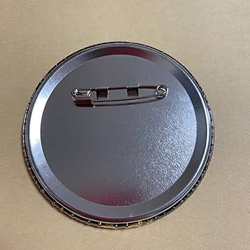 Amazon.co.jp: ワンピース FILM GOLD セブン 輩缶バッジ 711弾