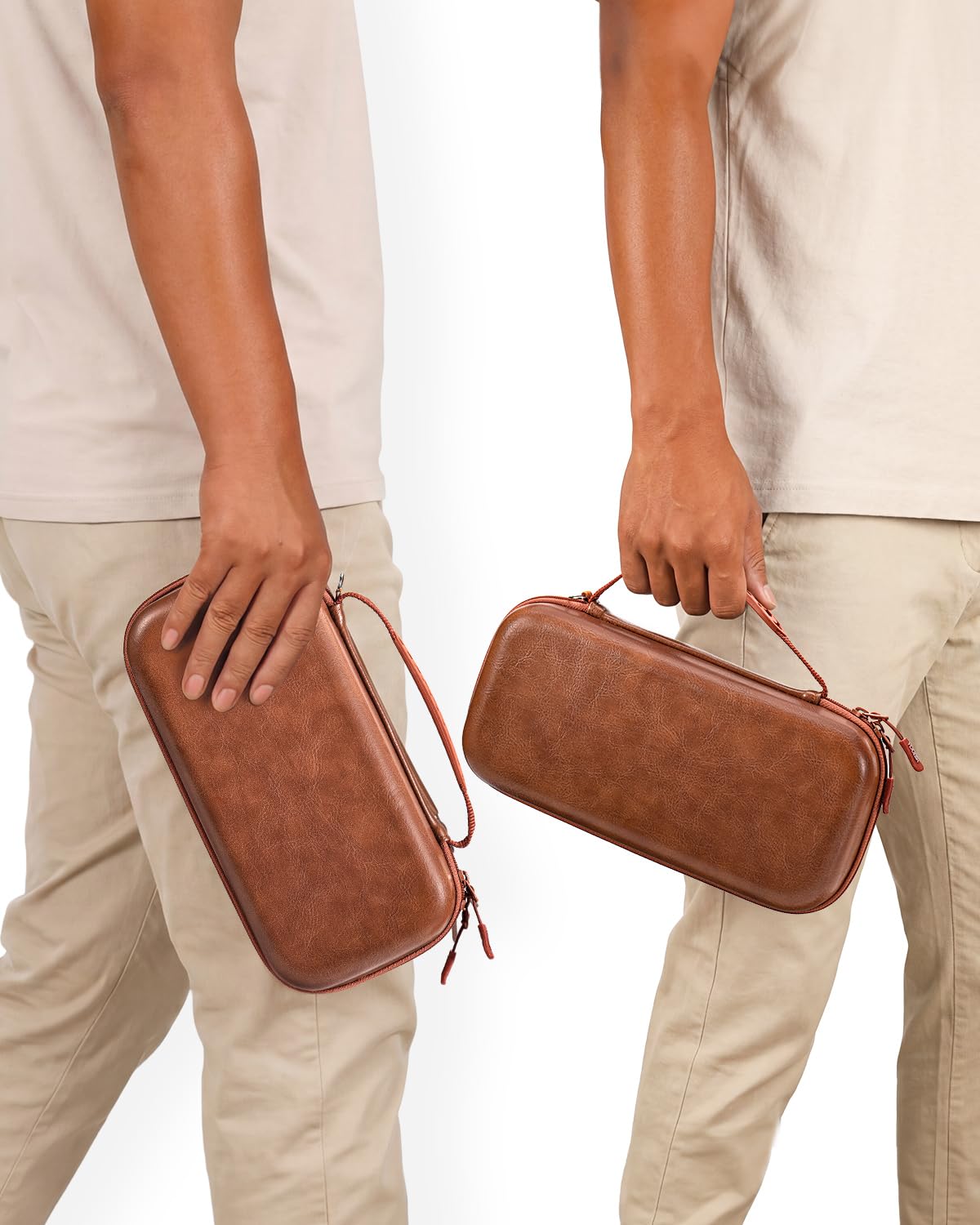 Younik Pochette Switch 2, Coque Rigide et Similicuir PU Étui Switch 2 avec 19 Emplacements pour Cartes de jeu et 2 Emplacements pour Cartes SD, Poche Filet Zippé (Marron)