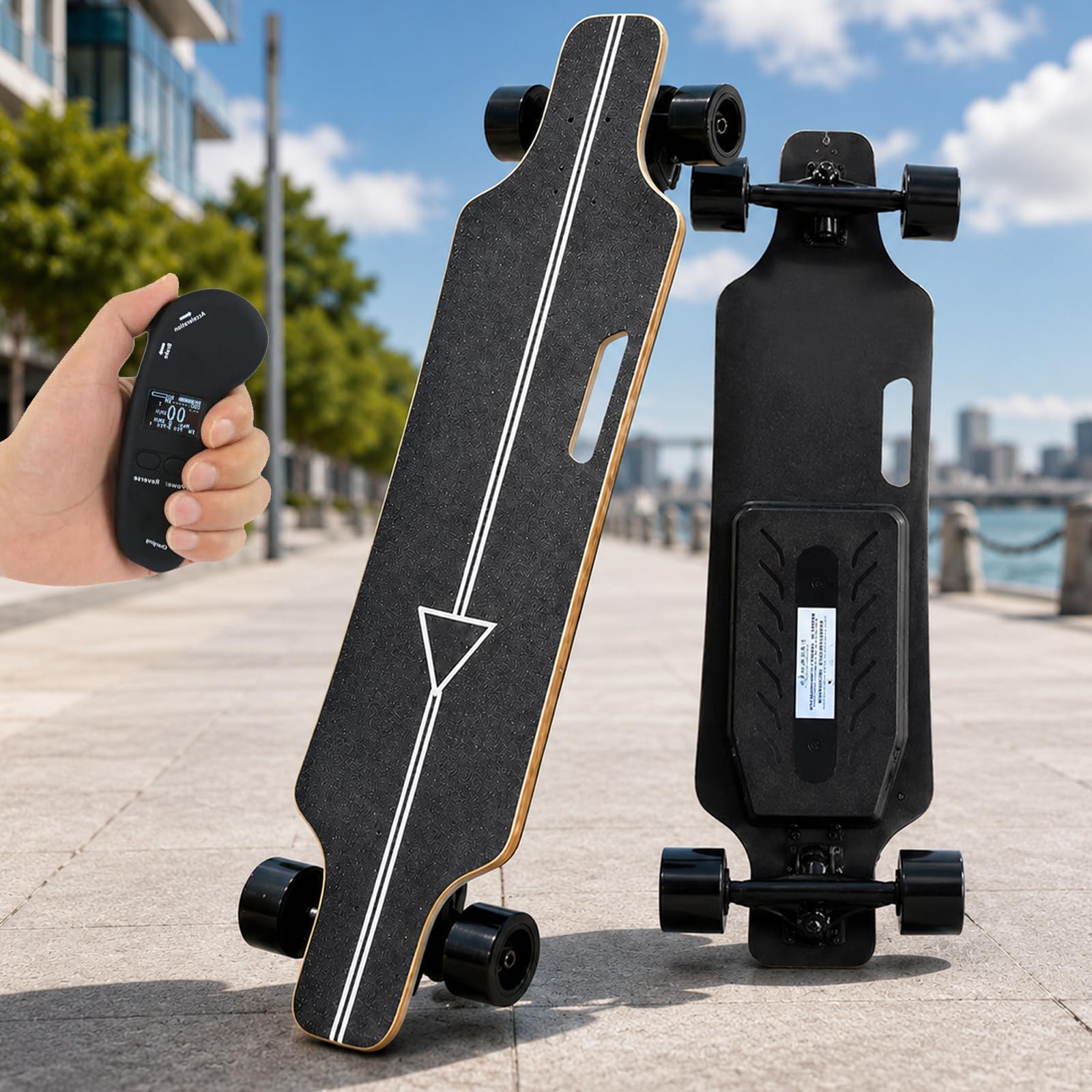Skateboard électrique pour adultes, longboard de 350 W avec télécommande, 4 modes de vitesse, portée de 15 km, 18 % d'escalade, croiseur portable léger de 5 kg, pour débutants et navetteurs