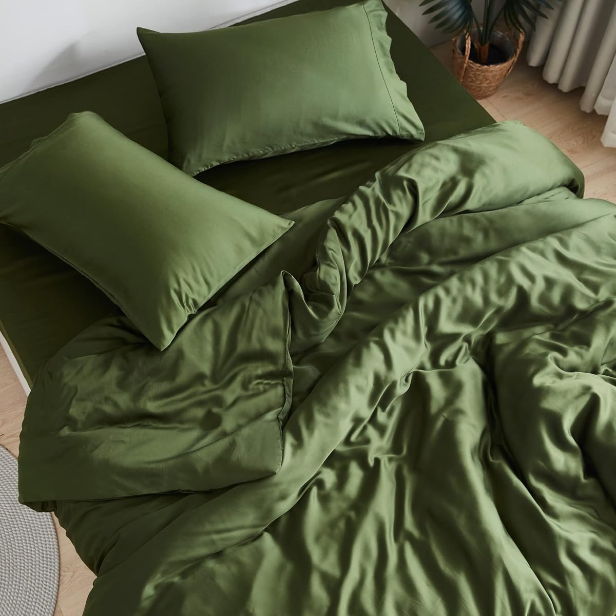 DOZ Sheet Set, 100% Viscose derived from Bamboo, Organically Grown, Buttery Soft, Cooling Sheets, High GSM, Deep Pockets - 3 Piece - 2 Pillowcases 1 Fitted Sheet (Forest, King)