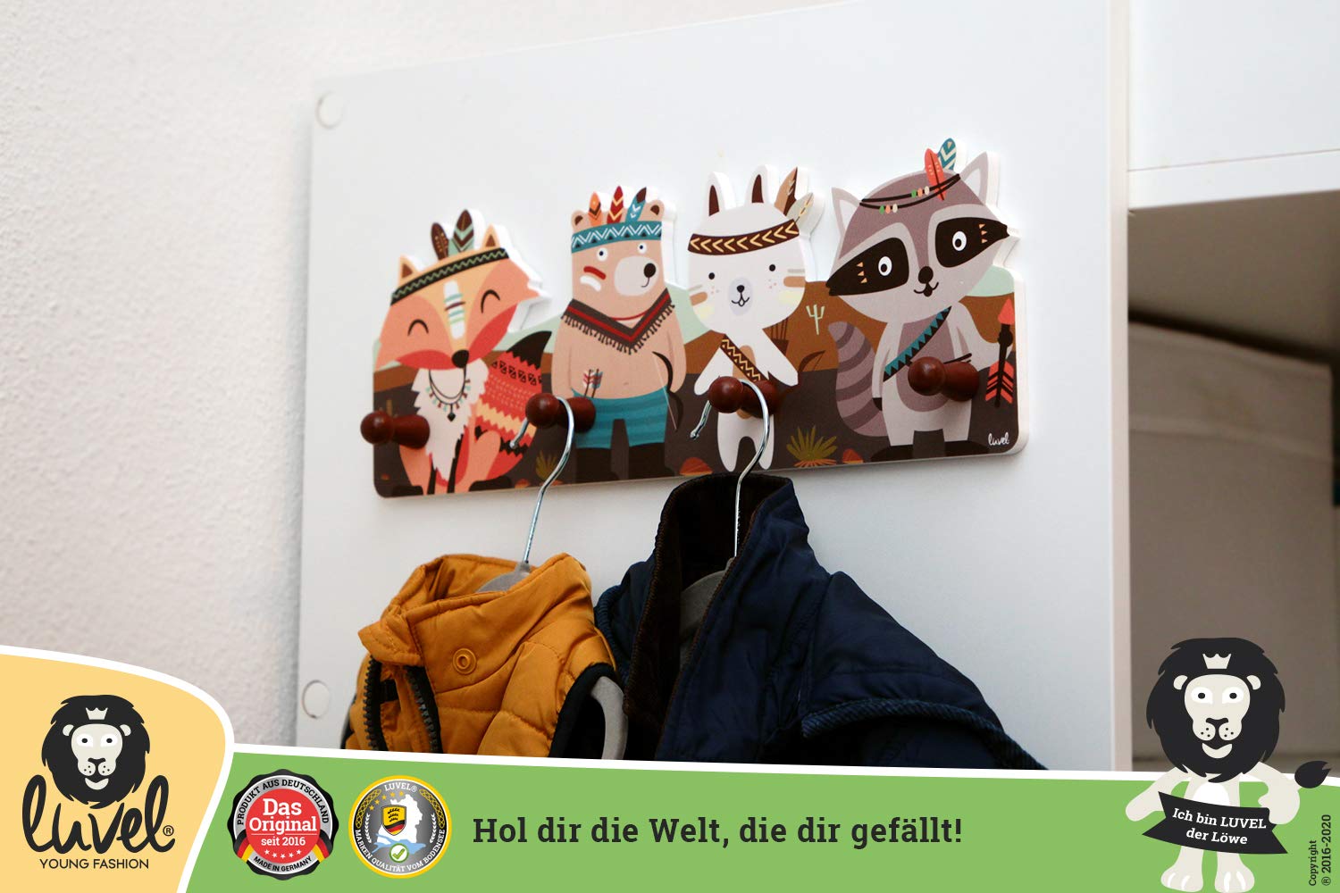 Colorido perchero de pared infantil con 4 ganchos, ideal para colgar la ropa de los niños en una habitación infantil y con unas medidas aproximadas de 40 x 15 x 1 cm Cisn.