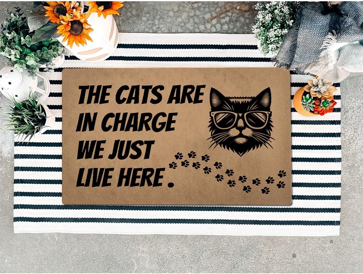 Funny Welcome Doormat (23.7 in X 15.6 in) Outside Entrance Way Front Door/Porch/Patio Decor House Warming Gift Personalized Matt (The Cats are in Charge, We Just Live Here)