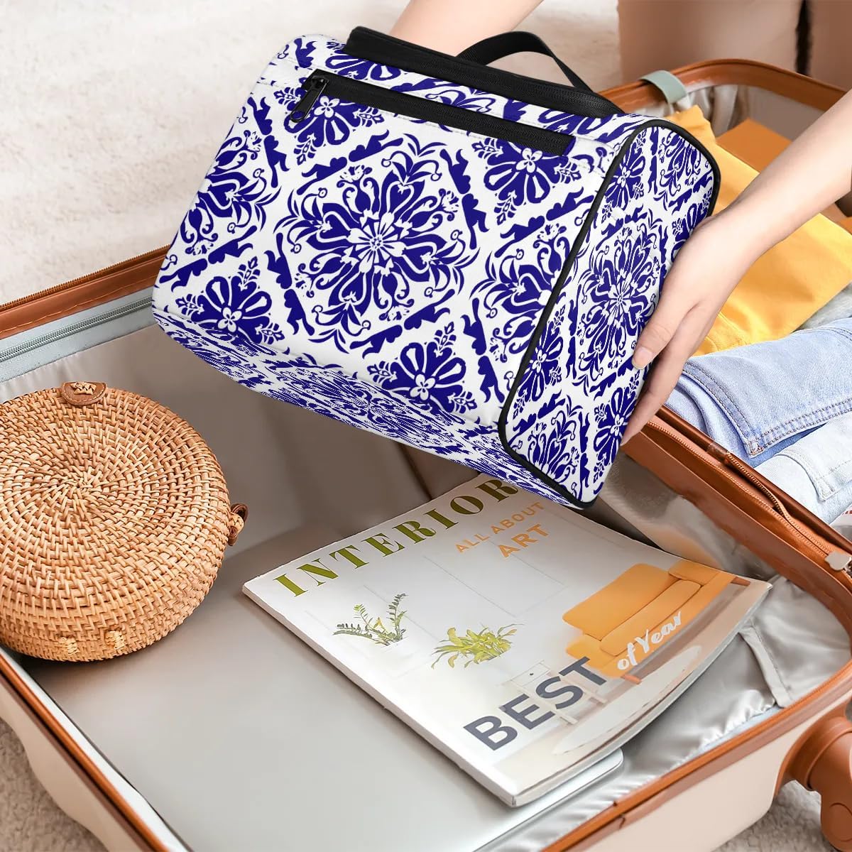 Ethnic Blue Flowers Mandala Toiletry Bag for Women, Hanging Travel Toiletry Bag, Water-resistant Cosmetic Makeup Organizer for Toiletries and Cosmetics, Bathroom Shower Bag with Handle and Hook
