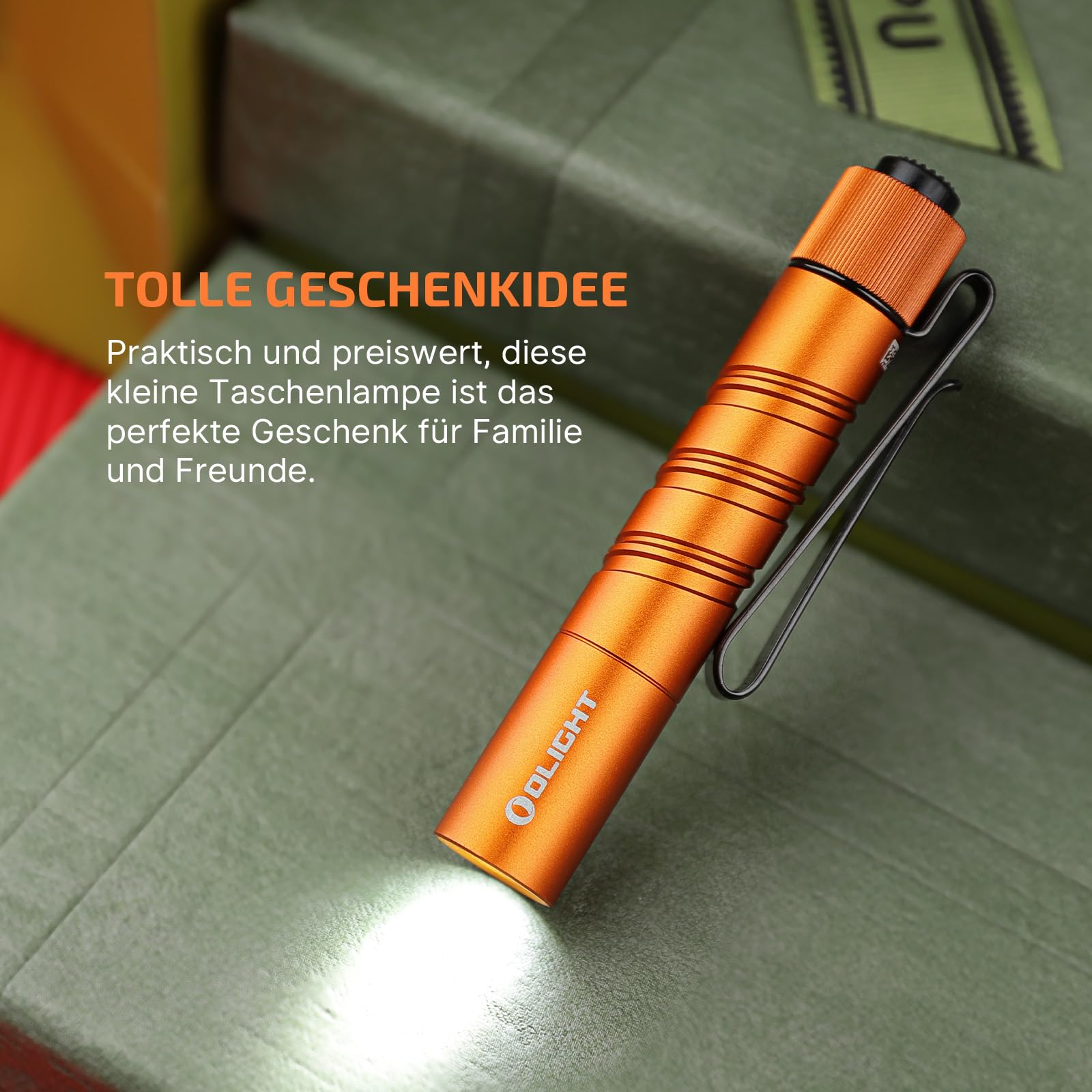 OLIGHT I3T 2 Mini Taschenlampe, 200 Lumen Kompakte Helle Licht mit beidseitigem Taschenclip, 2 Lichtmodi AAA-Batterie Lampe mit Endkappenschalter für Camping Outdoor Orange