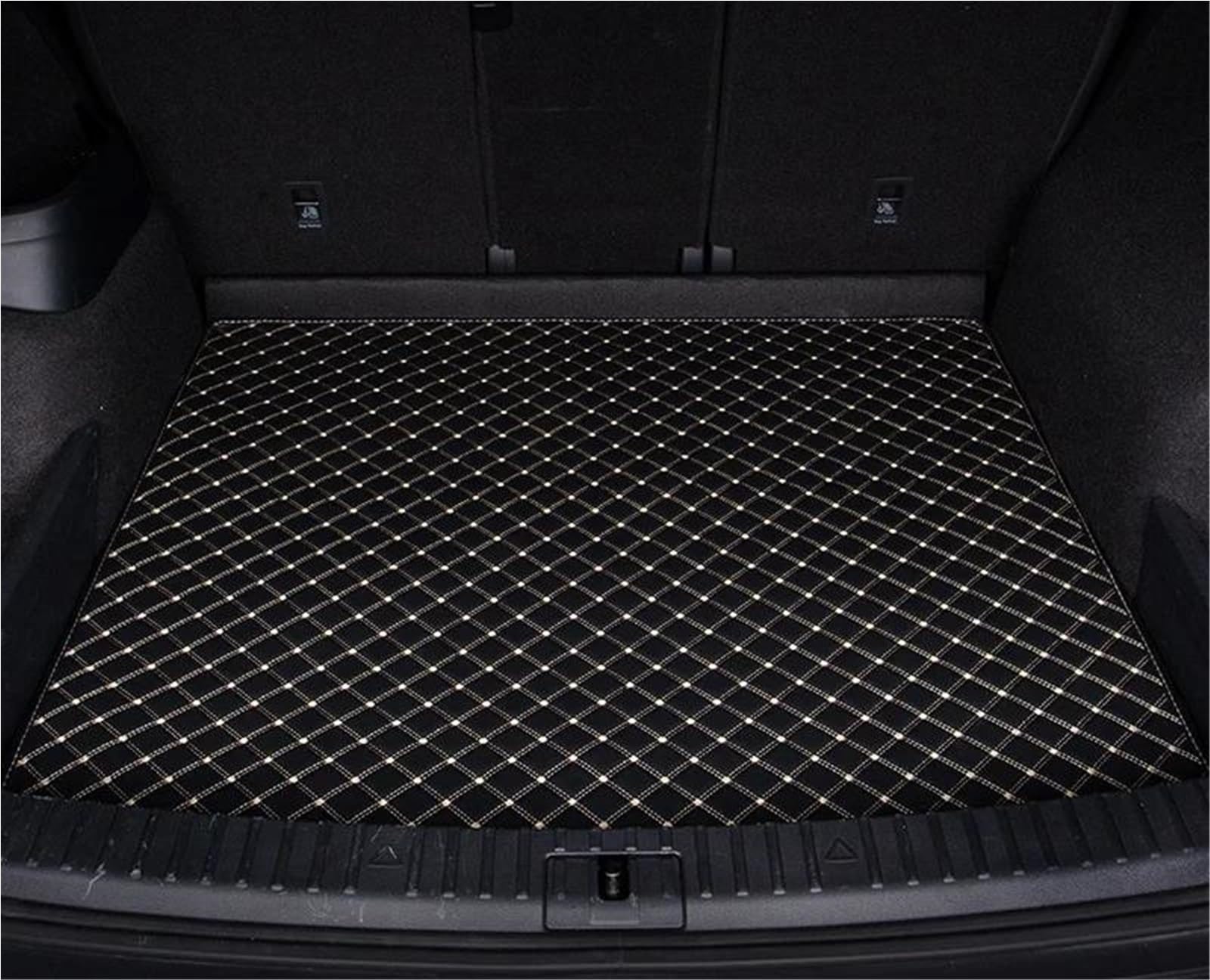 Tapis coffre haut de gamme finition Black Line pour A3