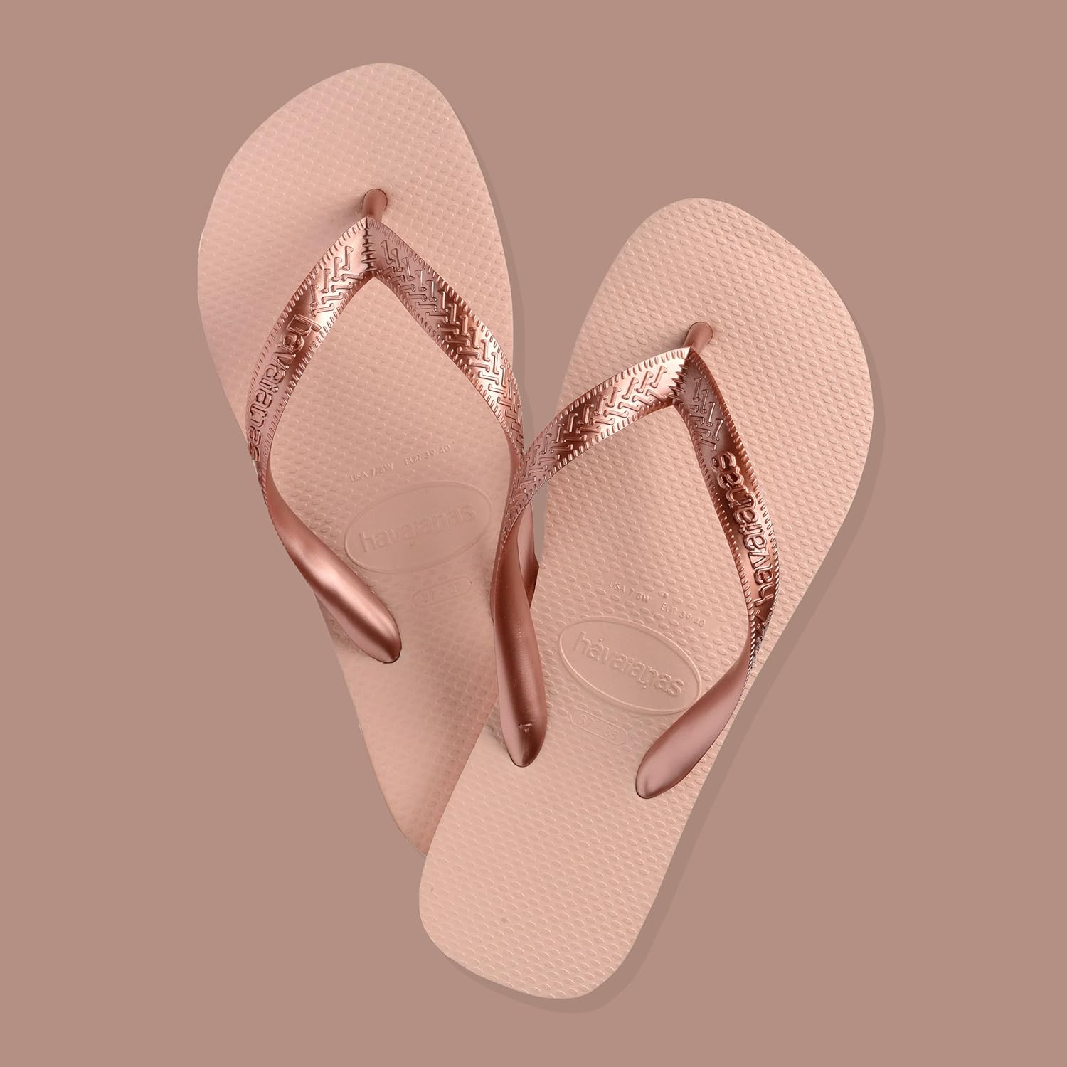 Havaianas - Top Tiras, Comfortable, Durable and Lightweight Flip-Flops, with Non-Slip Sole, Women 3 710bU3P0ReL. AC SL1500