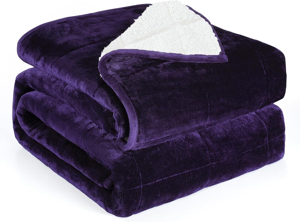 Alomidds Manta con peso tamaño doble 15 libras 48 x 72 pulgadas, mantas con peso Sherpa para adultos, Sherpa cálido y esponjoso y acogedora manta gruesa de franela suave, ideal para relajarse, color morado