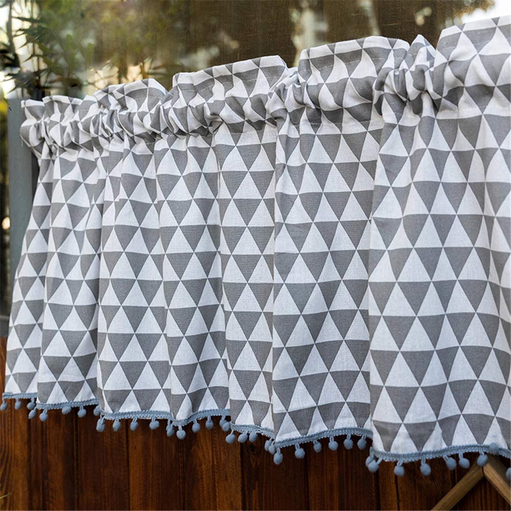 Cortina de cocina corta geométrica y cenefa rústica gris para ventana semitransparente