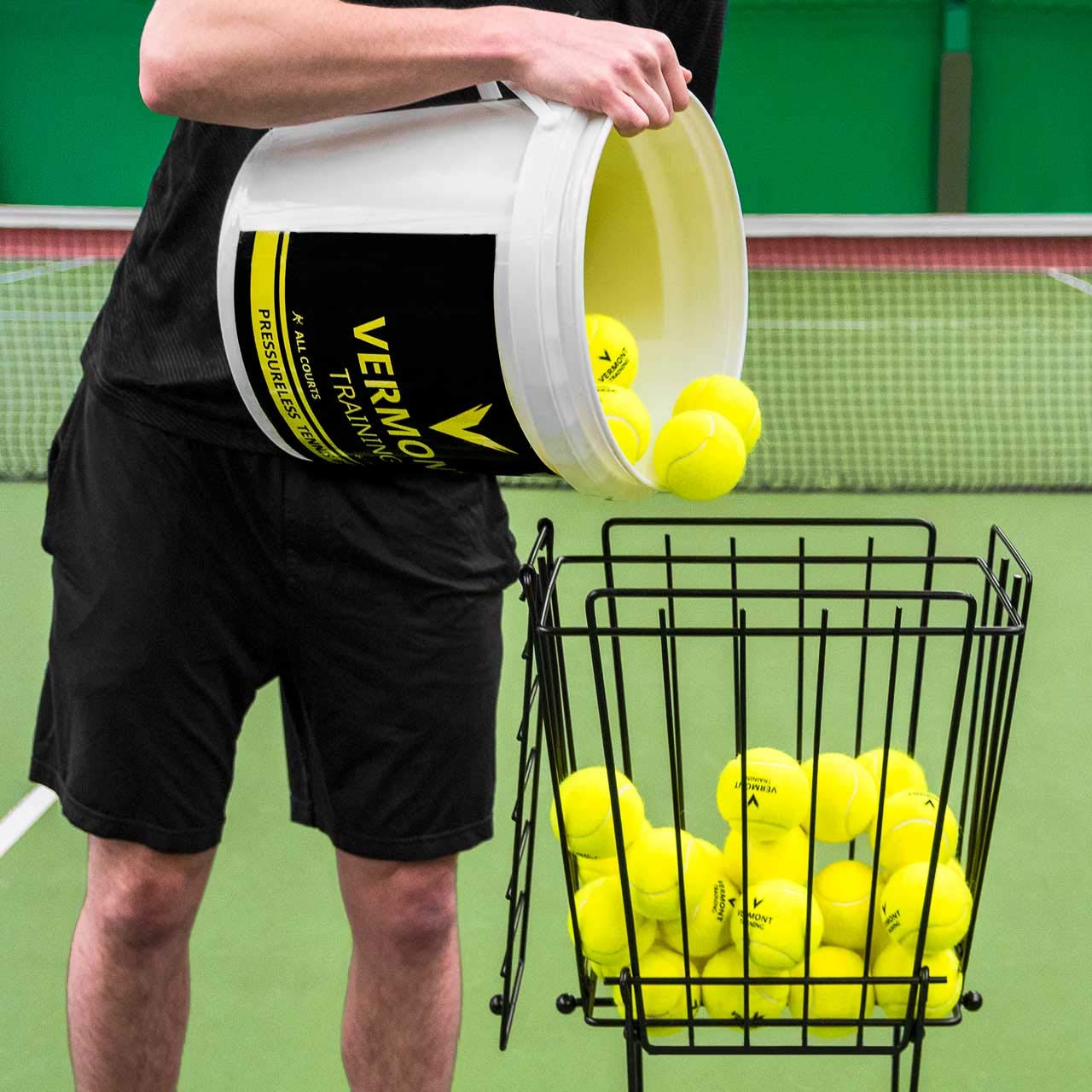 Vermont Cesta de pelota de tenis y tolva [capacidad de 72 pelotas] – Fácil almacenamiento y colección de pelotas de tenis