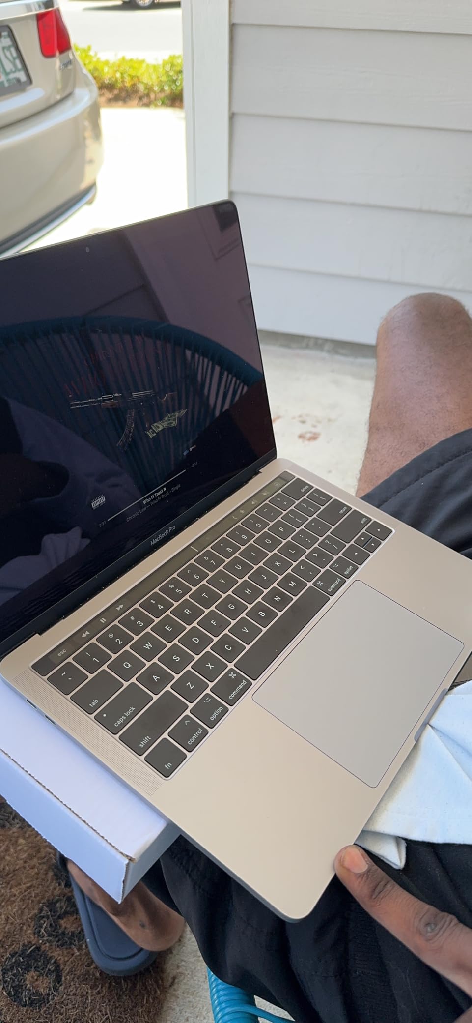 M2 MBP 1T photo review