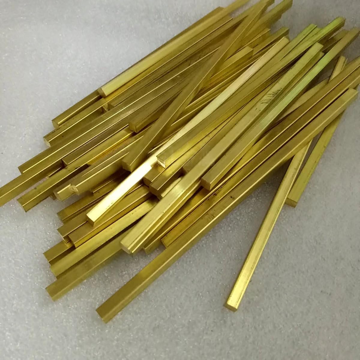 Messingwürfelblock, Länge 500 mm, Messing-Quadratstab, massive Stange, 3 mm, 4 mm, 5 mm, 6 mm, 7 mm, 8 mm, 9 mm, 10 mm, 12 mm, 13 mm, 18 mm, 19 mm Zähigkeit(16x16x500mm)