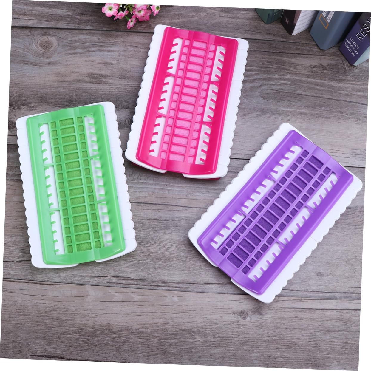 KONTONTY Upgrade Your Craft Space 30 Pocket Embroidery Floss Organizer Cross Stitch Thread Holder Thread Cards Plastic PVC Rose Red