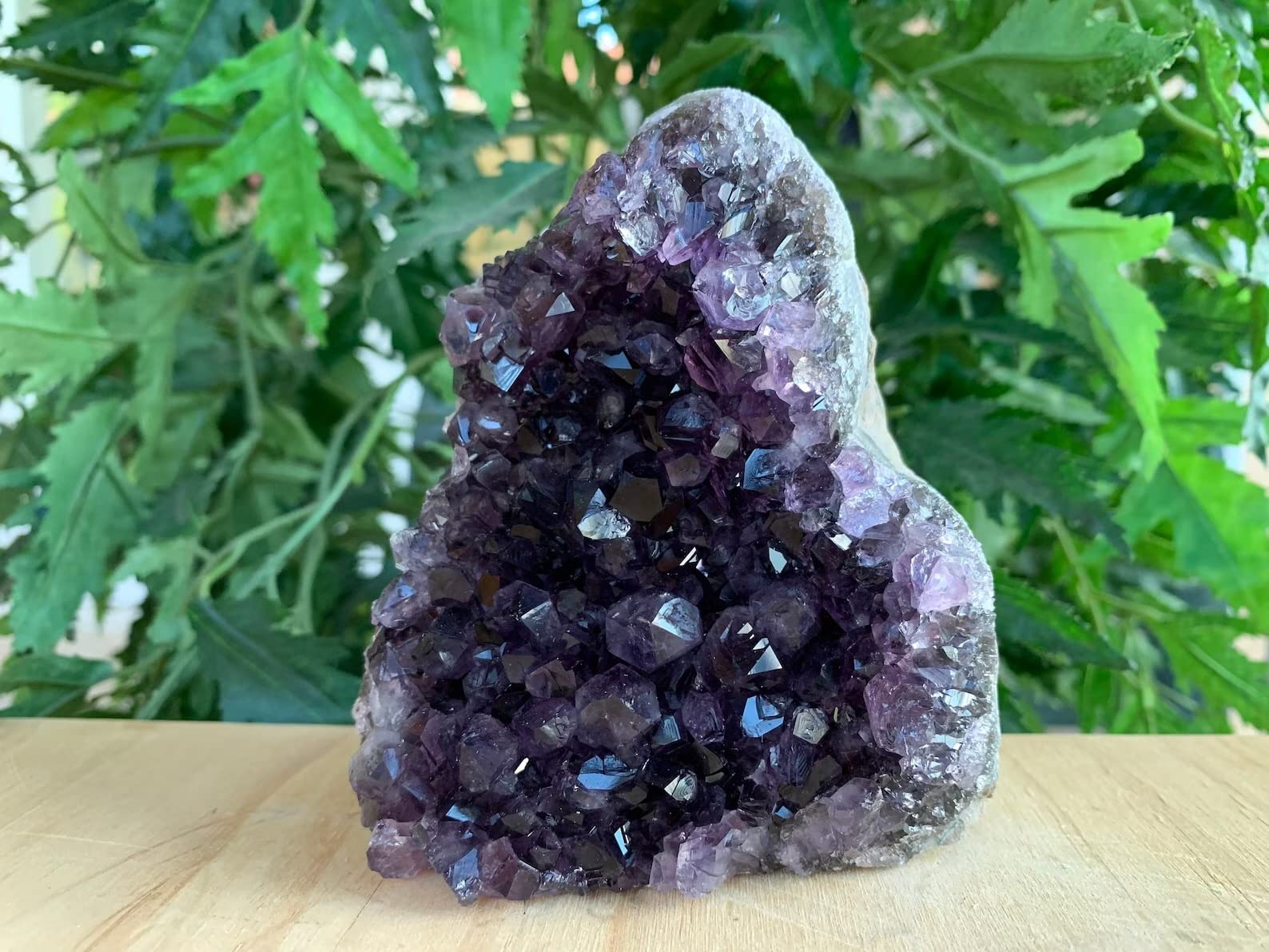 高品質！ウルグアイ産⭐️アメジストクラスター・お皿⭐️ポコポコシュガー色濃い⭐️N32 高品質！ウルグアイ産⭐️アメジストクラスター・お皿⭐️ポコポコ