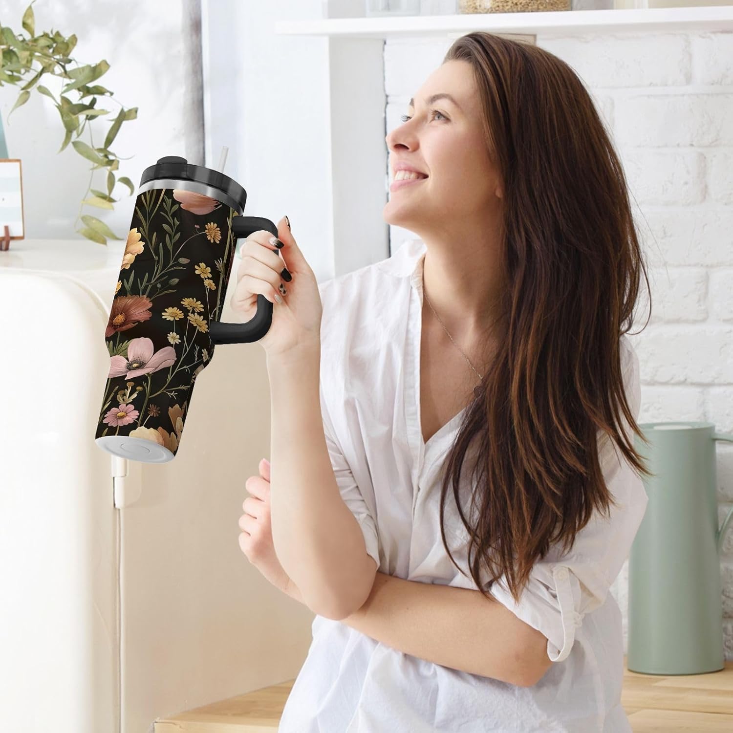 YETTASBIN Black Wild Floral 30 oz Tumbler with Black Handle, Stainless Steel Vacuum Insulated Sports Water Bottle, Leak-proof Travel Coffee Mug Cup with Lid Straw for Water, Iced Tea or Coffee