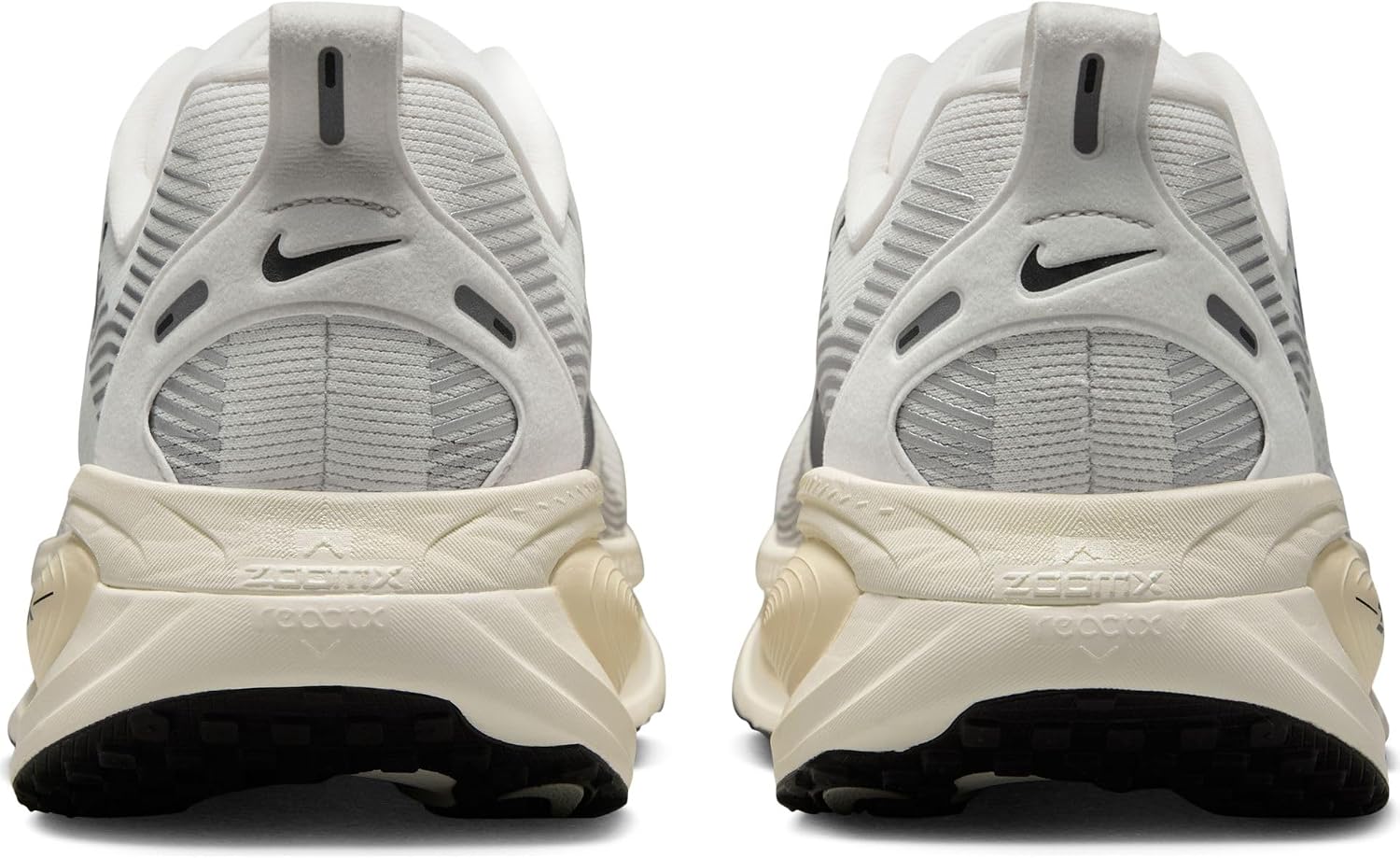 Nike Men's Vomero 18 Road Running Shoe