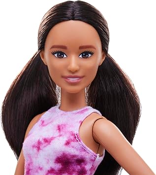 Barbie Doll & Kitchen Playset with Barbie doll (~10.5 in Brunette, Petite), Oven, Spinning Mixer, Pet Kitten & Baking Accessories, Gift for 3 to 7 Year Olds