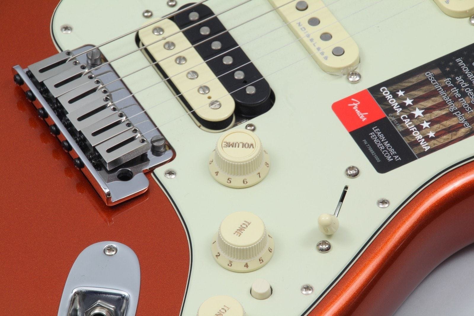 Fender American Elite Stratocaster HSS Shawbucker Maple