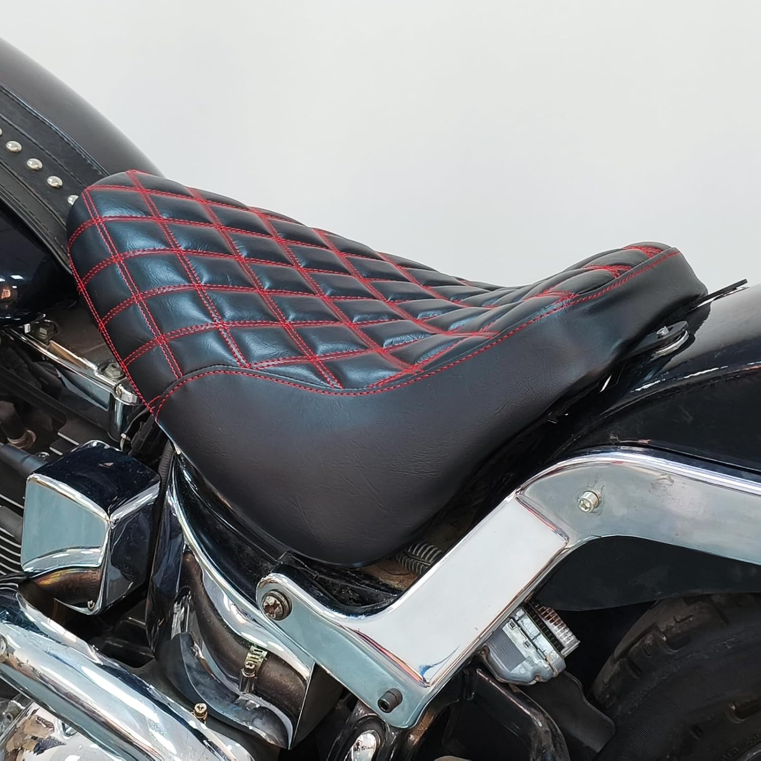 Motorcycle Driver Solo Seat Artificial Leather Rider Seat Cushion Fit For Harley Heritage Softail Classic FLSTC & Softail Deluxe FLSTN 2006-2017, Red Stitching