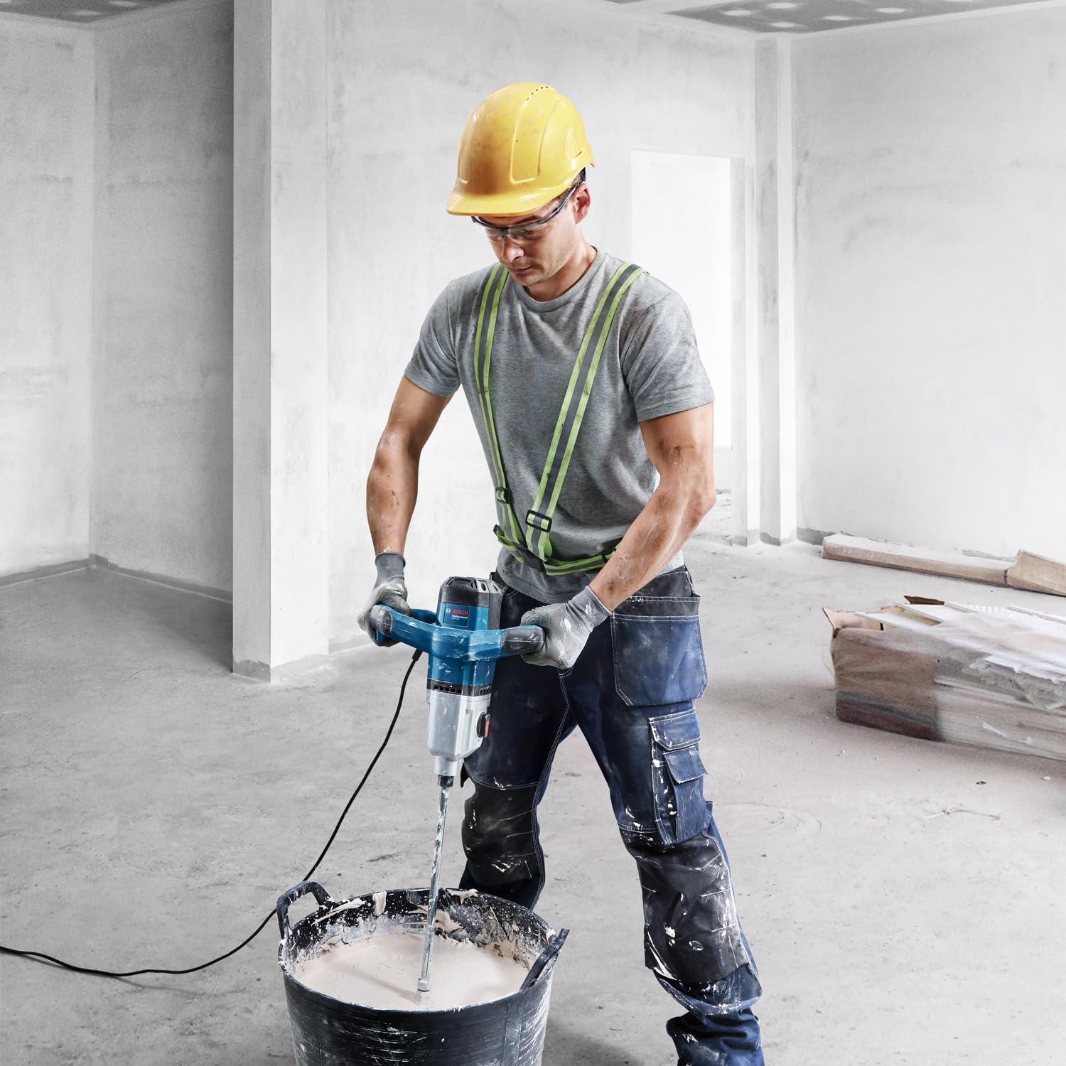 Bosch Professional malaxeur GRW 140 (puissance 1 400 W, 2 vitesses, avec fonction démarrage progressif)