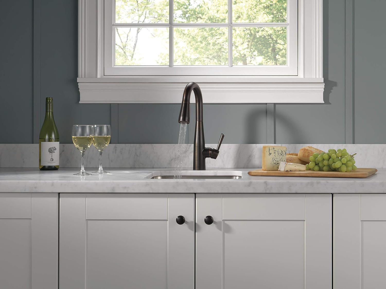 Exсluѕіvе Dіѕсоunt 60% Prісе Delta Faucet Essa Bar Faucet Oil Rubbed Bronze, Bar Sink Faucet Single Hole, Wet Bar Faucets with Pull Down Sprayer, Prep Sink Faucet, Faucet for Bar Sink, Venetian Bronze 9913-RB-DST