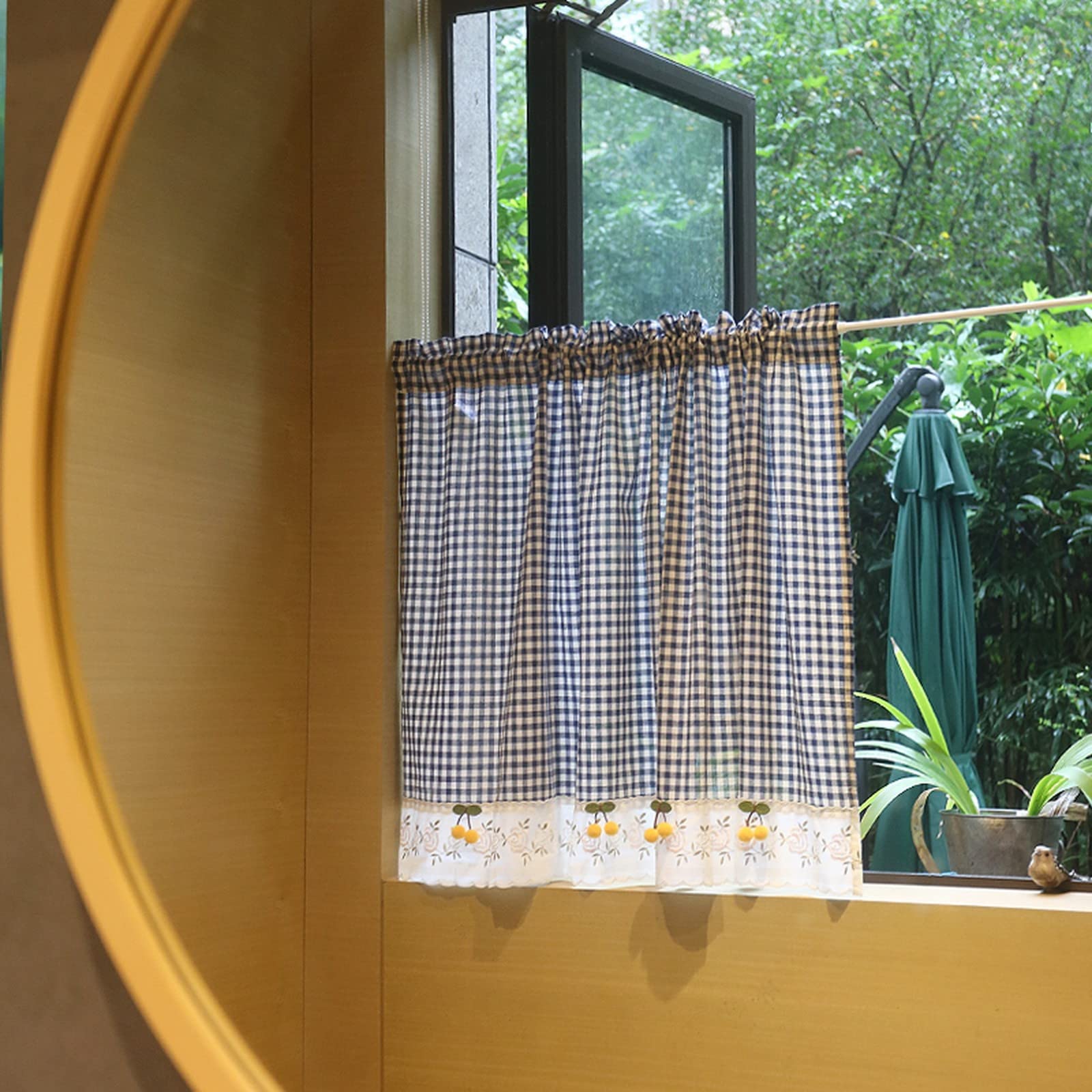 Rideau de fenêtre en coton à carreaux bleus – Motif fleurs de cerisier – Cantonnière rustique semi-transparente pour cuisine, bistrot, café – Petite taille – Décoration d'intérieur moderne