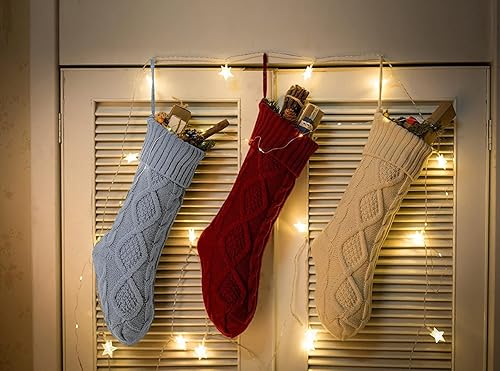 Vista 98 de Fesciory Paquete de 4 medias de Navidad de 18 pulgadas, tamaño grande, calcetines de punto trenzado, regalos y decoraciones para vacaciones Blanco