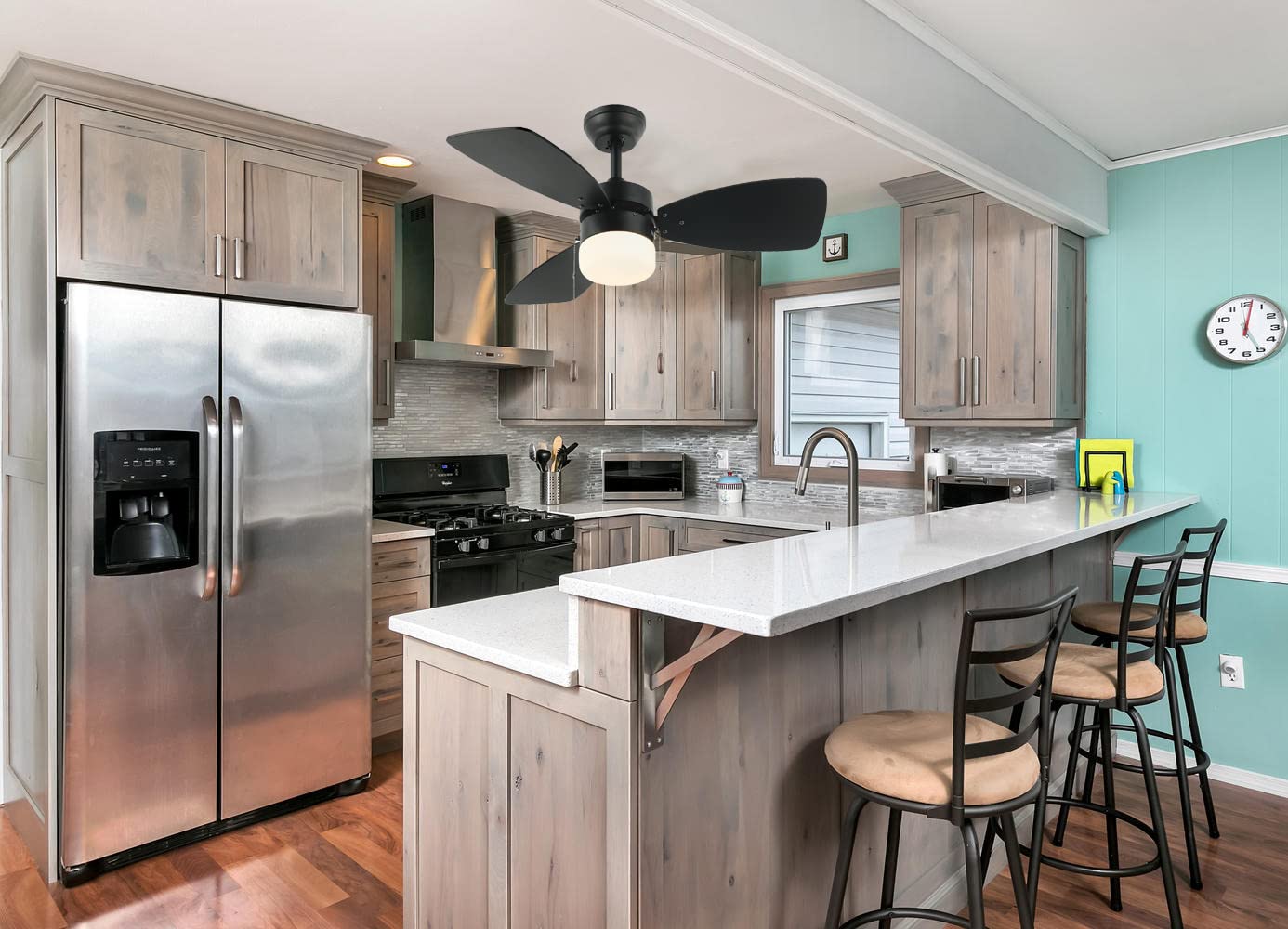 Lcaoful Small Ceiling Fan with Light and Pull Chain Control, 36 Inch Black Ceiling Fan for Small Kitchen Bedroom Office, 3 Speeds Silent Reversible Motor and 3 Dual-Finsih Blades.