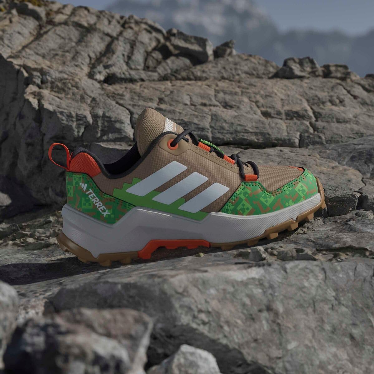 adidas Kids Scarpe da Hiking Minecraft Terrex AX4R