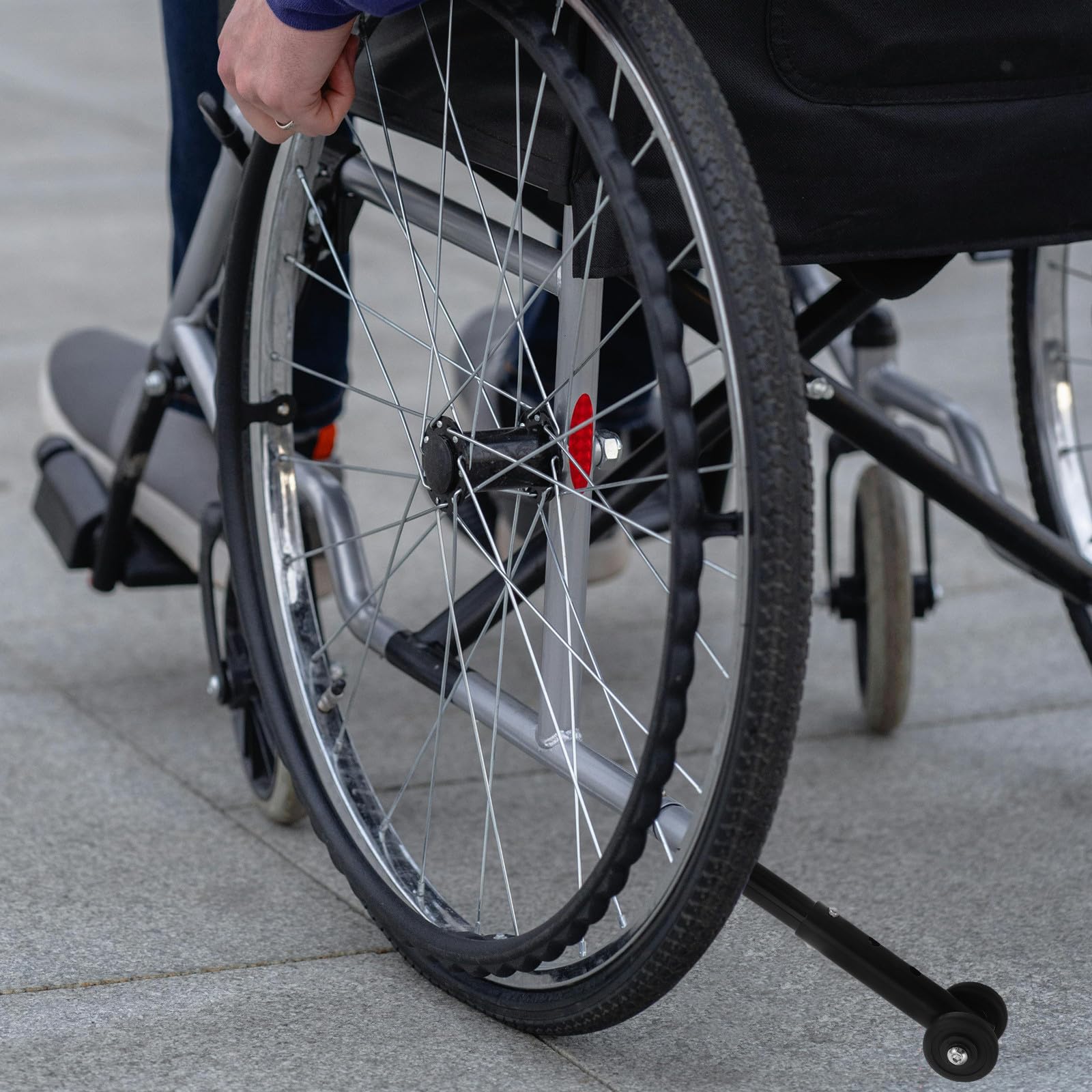 Alipis Accesorio antivuelco para sillas de ruedas y ayudas de movilidad, ruedas de aleación de aluminio con instalación rápida, aptas para usuarios discapacitados en espacios cerrados