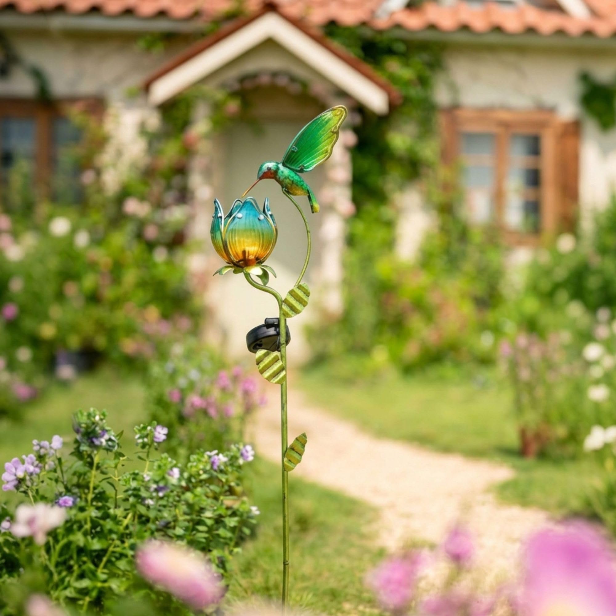 TERESA'S COLLECTIONS Lampe Solaire Exterieur Jardin,Decoration Jardin Exterieur, Lumière Solaire Colibri et Fleurs Métal Verre Solaire LED Lumière Étanche, 97cm(M)