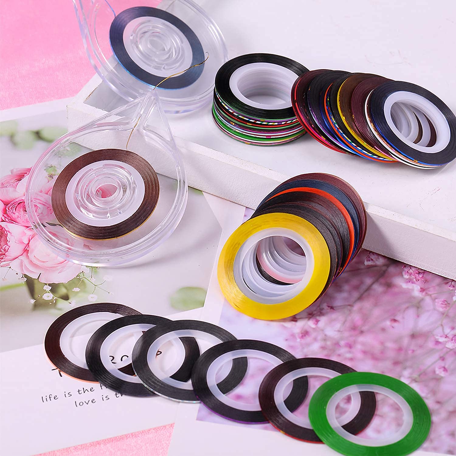 30 Couleurs Nail Art Décoration Stripes, PKOUVOO Nail Sticker Autocollant Fil Striping Tape Bande Manucure Rouleau à Ongles Ruban Bandes Autocollant Ongle Tips pour DIY Pointe d'Ongle