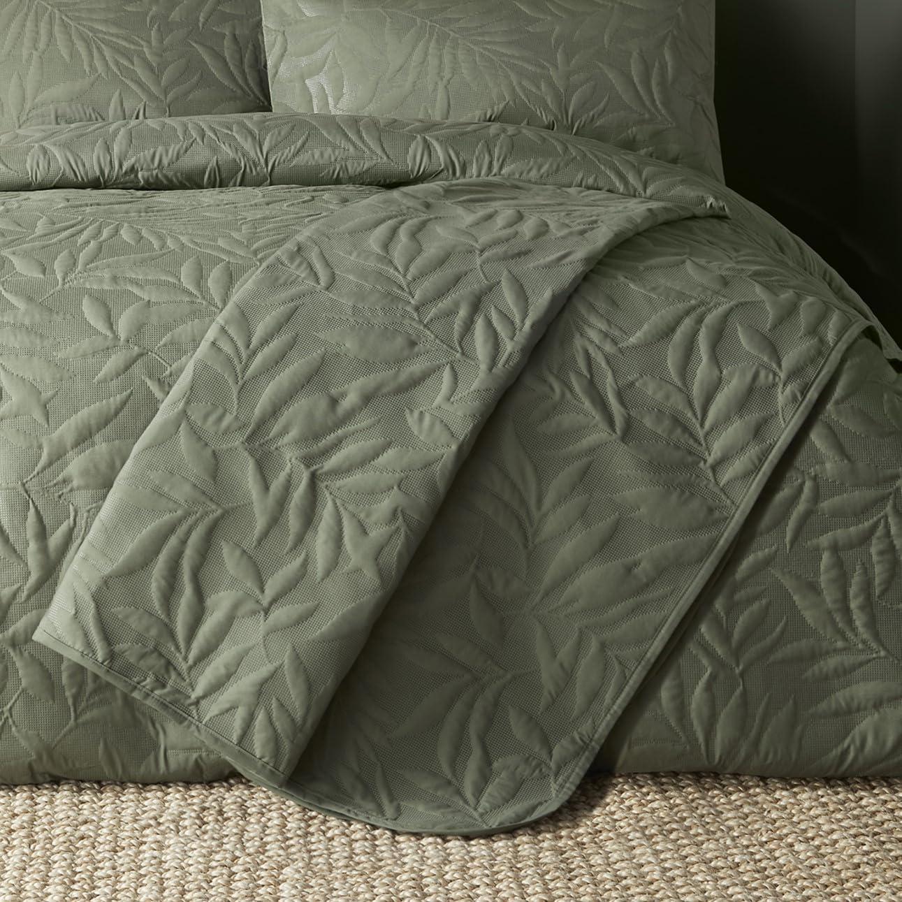 Dark Green Serene Bedspread 200cm X 230cm