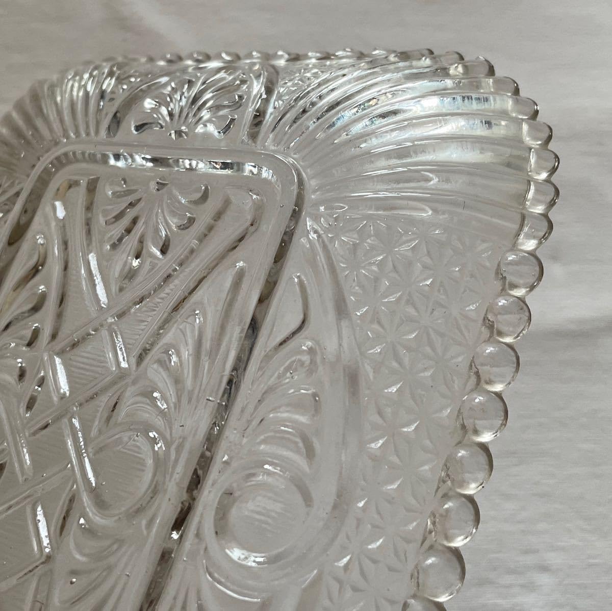 【美品】　糸永製作所　プレスガラス3枚 G−3 明治期プレスガラス皿 | GARAGE MADE