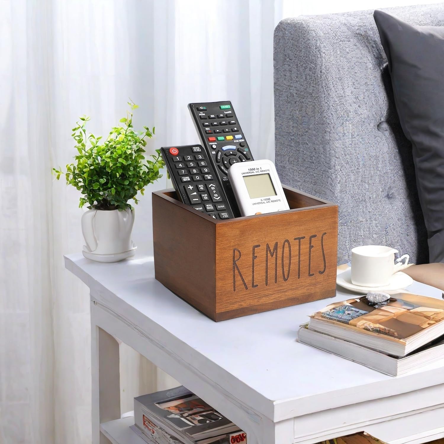 LBEMEY Soporte para control remoto de madera de acacia, soporte para control remoto de TV, organizador remoto para mesa, hogar, sala de estar, dormitorio para caja remota de madera (marrón, M, para