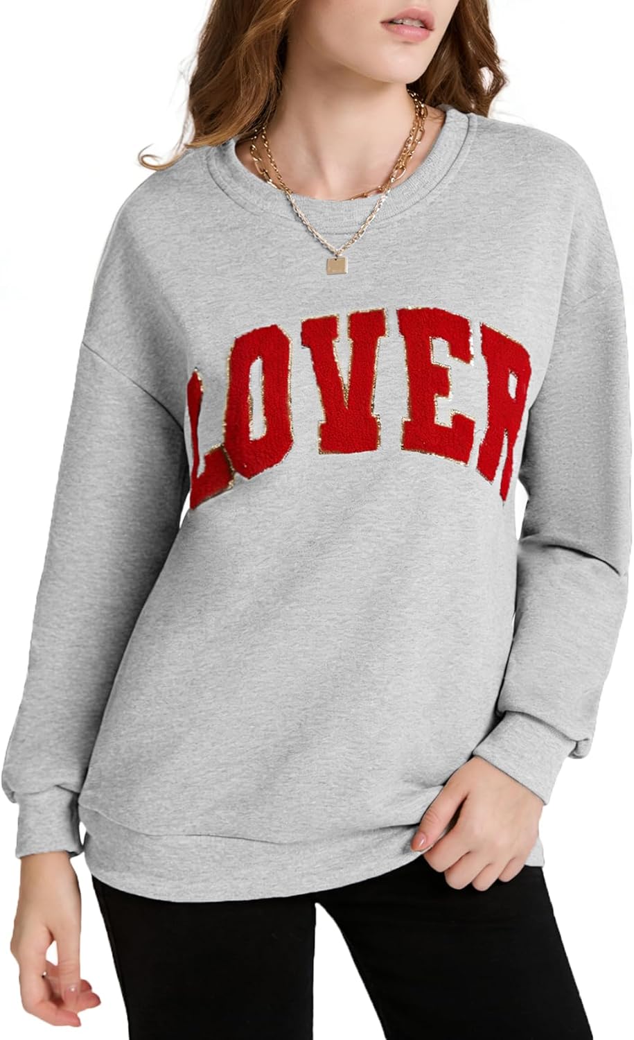 Wyeysyt Valentine Sweatshirt for Women Lover Letter Patch Crewneck Pullover Oversized Sweatshirts for Valentine's Day