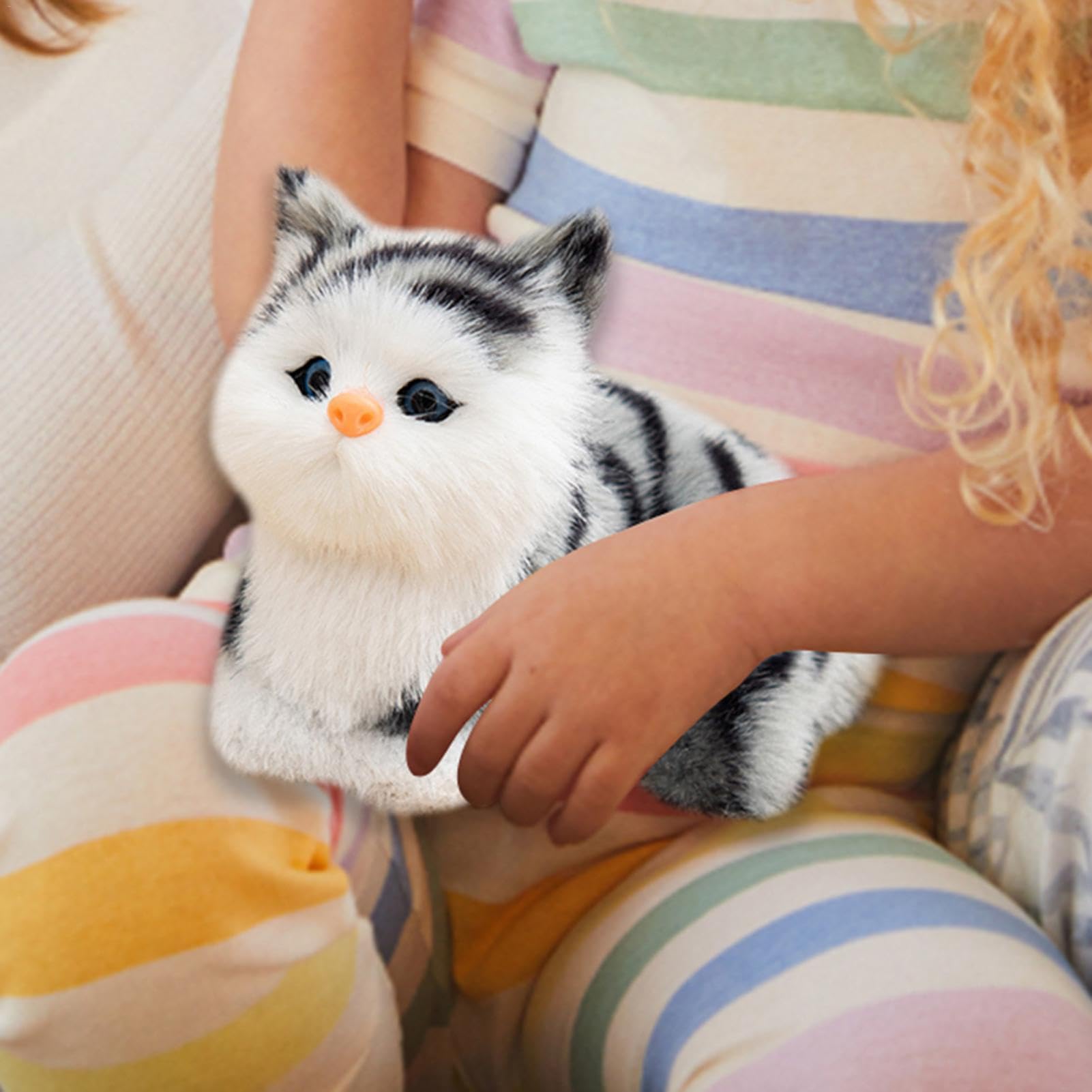 Amazon.co.jp: Nuytghr リ ア ル な 猫 の ぬ い ぐ る み 7.1イ ン チ