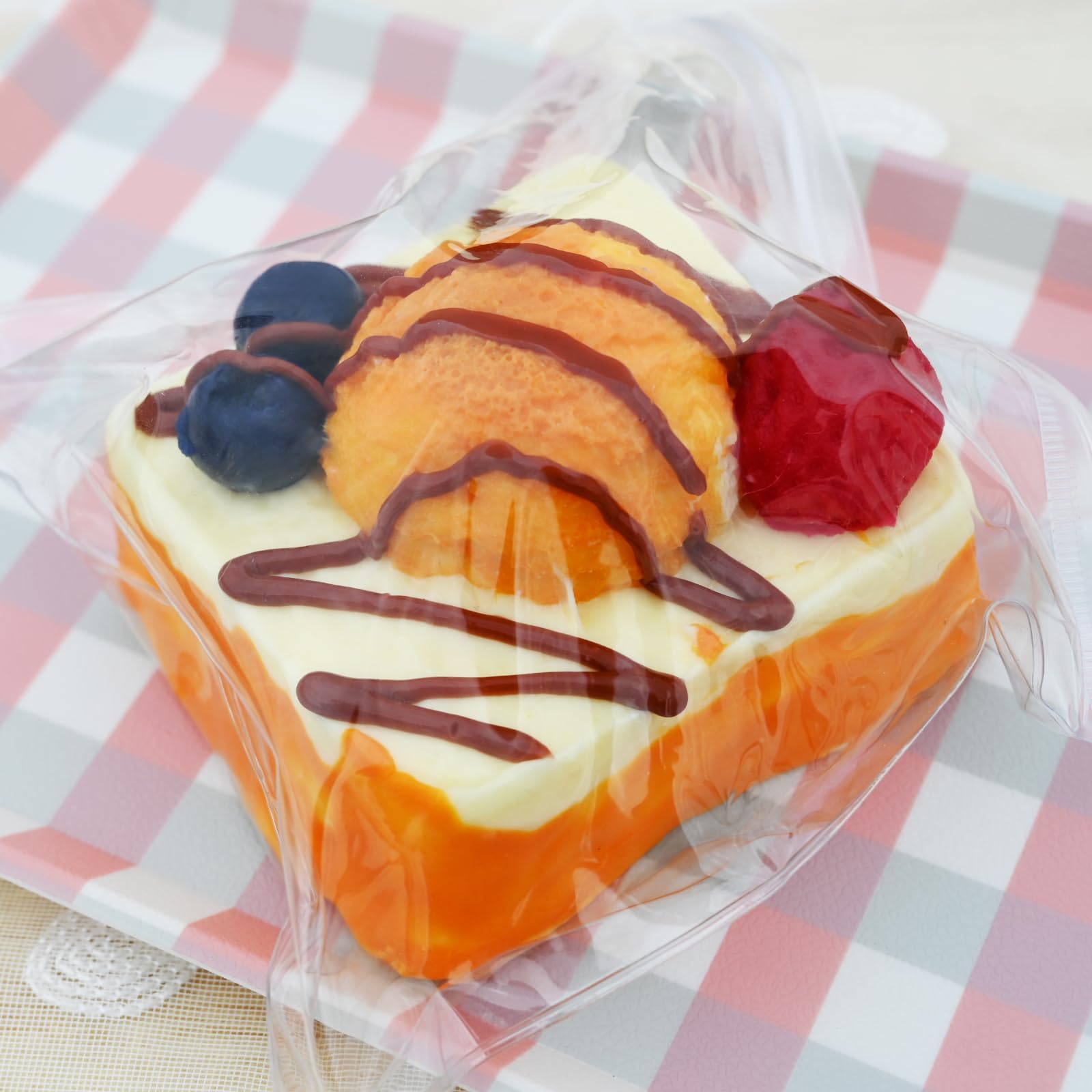 Amazon | スクイーズ ケーキ 食べ物 水感 ぷにぷに もちもち おもちゃ