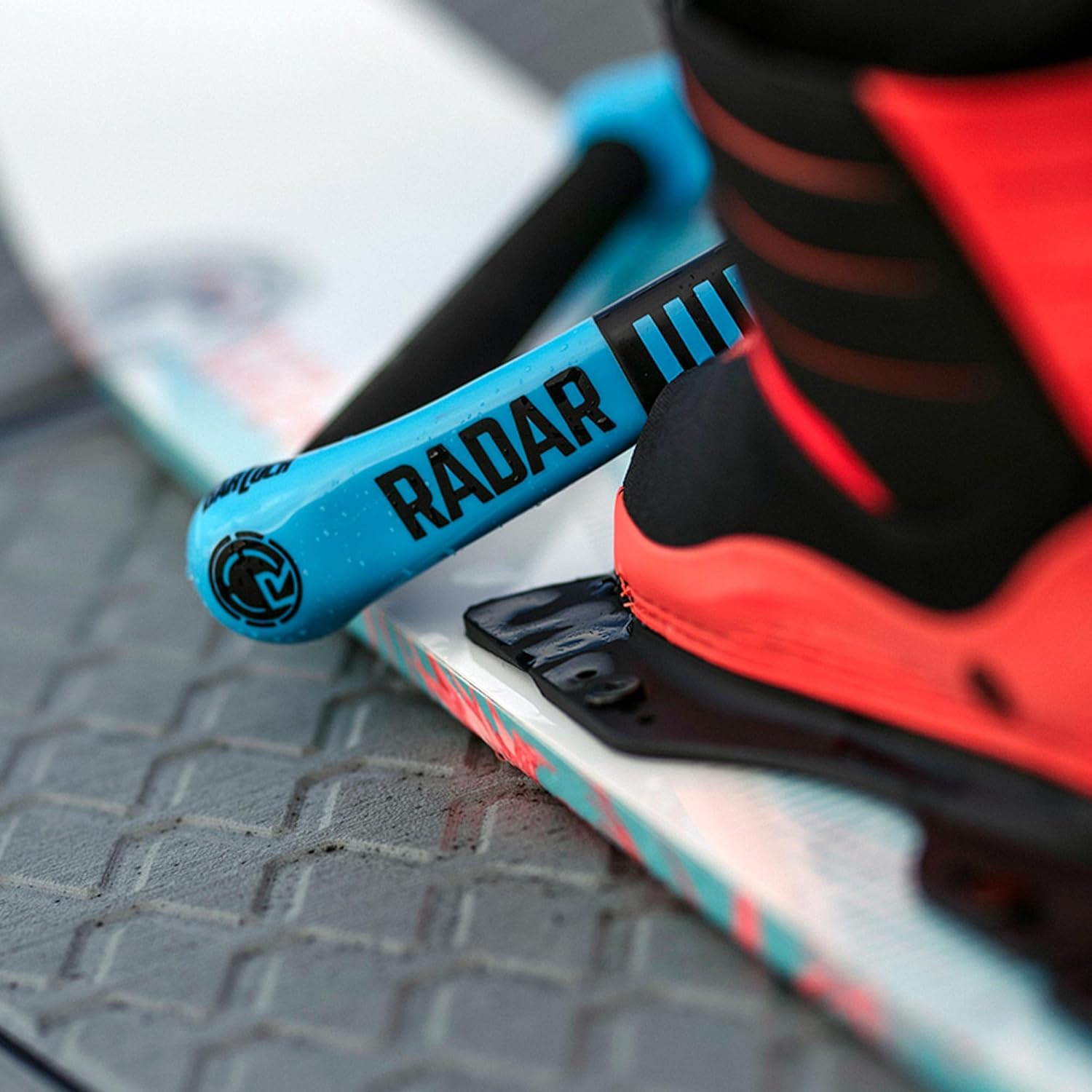 RADAR Control Water Ski Rope and Handle Package - 13 Inch Handle, Non-Rotating Grip, Pre-Stretched Low-Drag Rope, Full Length End Caps, High Control Handle for Wakesurfing